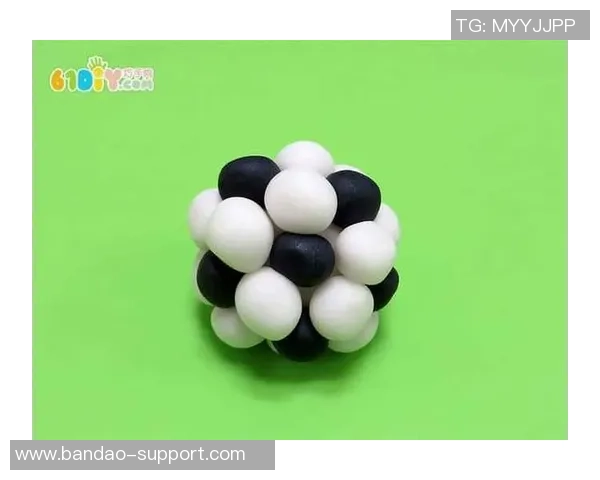 用橡皮泥创意制作足球玩具的趣味教程与技巧分享
